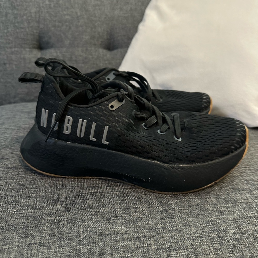 Used No Bull Runners 7.5 Women’s